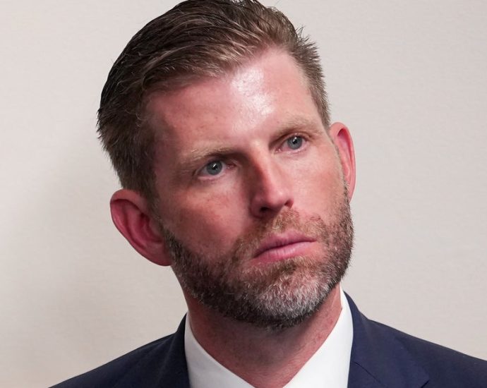 ‘most-corrupt-first-family-of-all-time’:-lawmakers-torch-eric-the-traitor-over-pentagon-deal