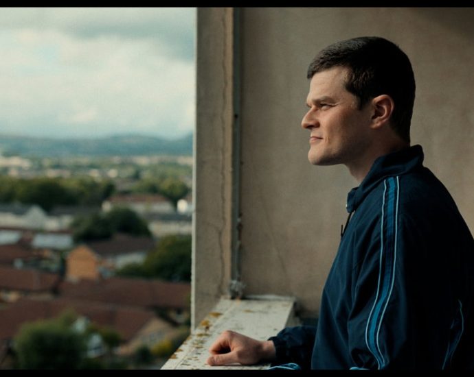 “f*ck-the-queen!”:-tourette’s-as-british-melodrama