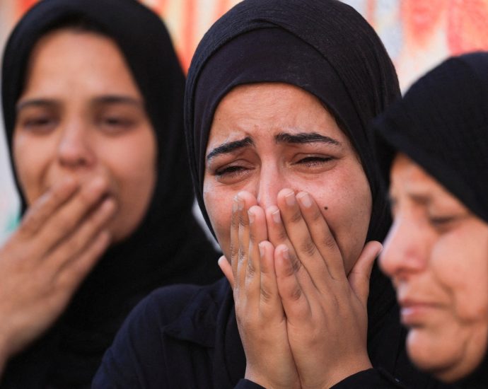 israel-kills-at-least-12-palestinians-in-gaza-amid-‘ceasefire’