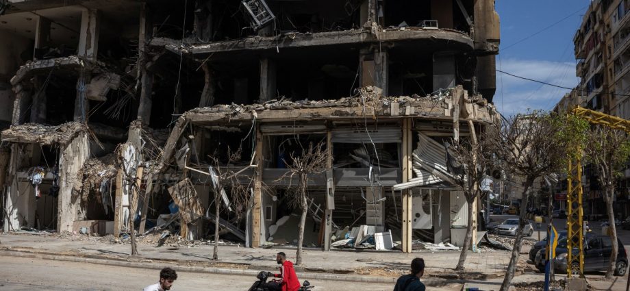 israeli-attacks-kill-four-in-southern-lebanon