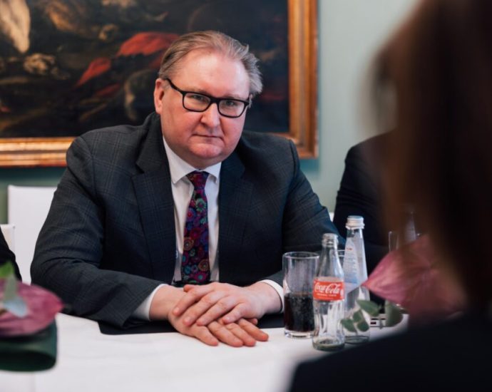 after-years-of-vetoes,-ukraine-expects-first-eu-accession-talks-to-open-in-weeks