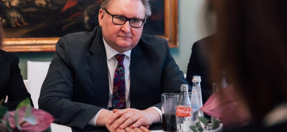 after-years-of-vetoes,-ukraine-expects-first-eu-accession-talks-to-open-in-weeks