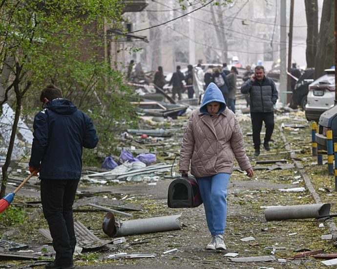 russian-strikes-kill-at-least-seven-and-injure-dozens-across-ukraine