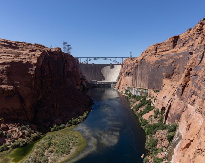 emergency-plans-for-the-colorado-river-buy-time,-not-solutions