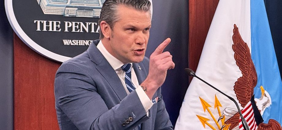 tmz-straight-up-asked-pete-hegseth,-‘do-you-feel-like-you’re-on-a-power-trip?’-and…-his-face