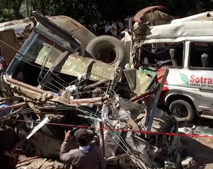 video:-colombia-blames-dissident-farc-rebel-for-deadly-bus-bomb