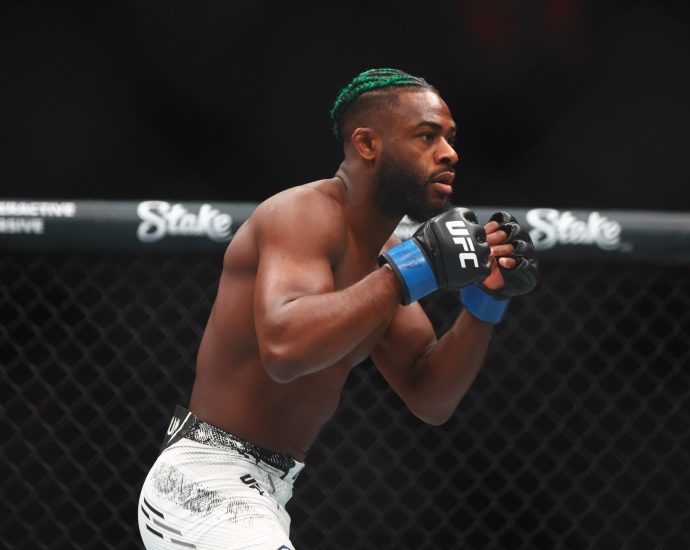 aljamain-sterling-calls-for-featherweight-title-shot-after-ufc-116-win