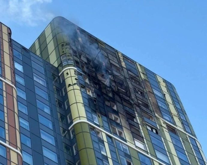 “the-urals,-karl!”:-drones-struck-russia’s-yekaterinburg-for-first-time-at-record-distance-of-1,800-kilometers