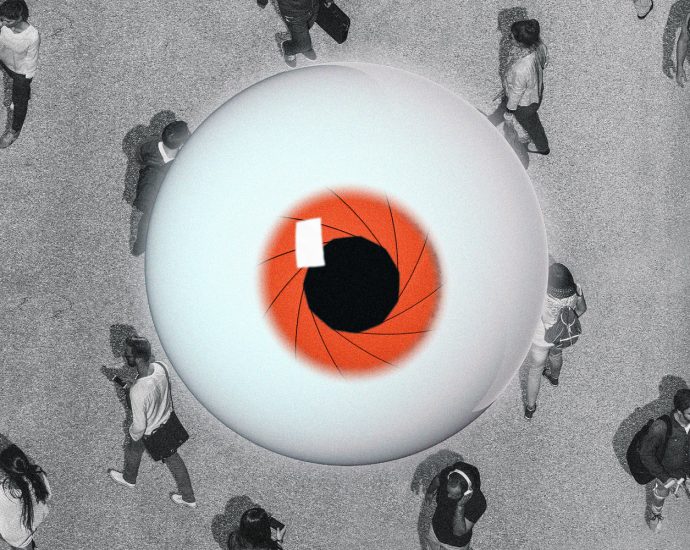 ai-is-making-it-very-easy-for-the-government-to-spy-on-you-some-lawmakers-are-worried.