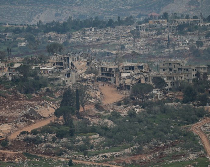 iran-war-live:-araghchi-to-meet-putin;-the-traitor-says-tehran-can-call-for-talks