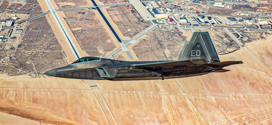 the-5-largest-us-military-airfields-by-runway-length