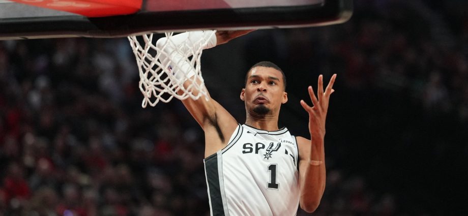 rockets-thrash-lebron’s-lakers;-wembanyama-triumphant-on-spurs’-return