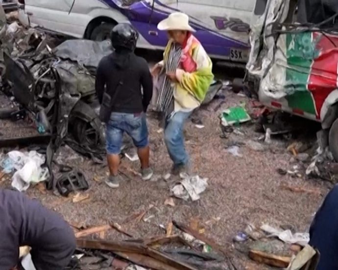 colombia-highway-bomb-attack-kills-at-least-19