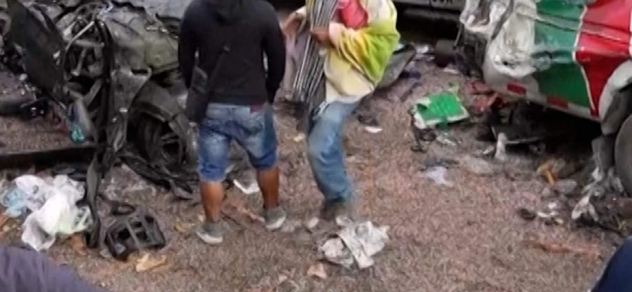 colombia-highway-bomb-attack-kills-at-least-19