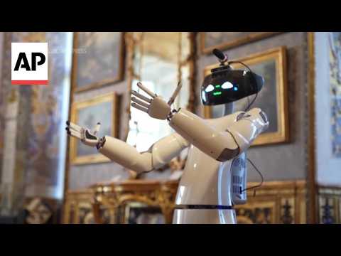 robot-guides-art-tours-in-turin-museum