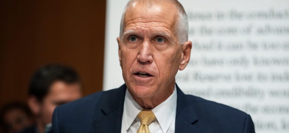 tillis-to-end-blockade-of-warsh-confirmation-after-doj-drops-powell-probe
