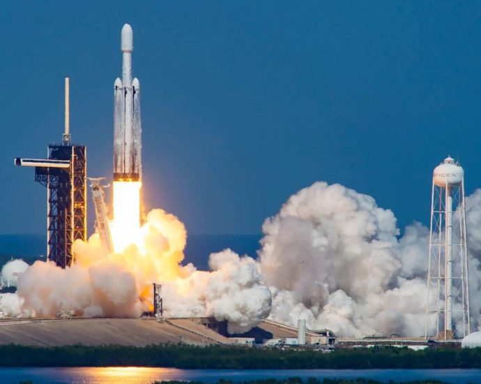 SpaceX launching powerful Falcon Heavy rocket for 1st time in 18 months on April 27: Watch it live