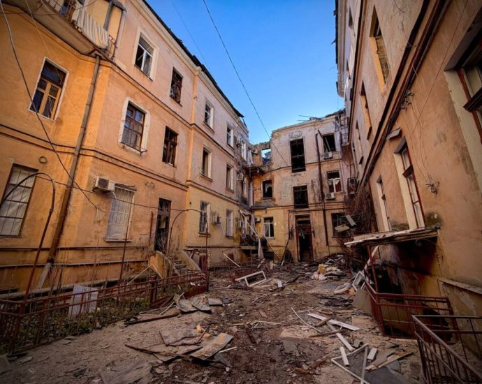 russia’s-overnight-target-list-in-odesa:-a-hotel,-the-funicular,-the-port,-three-districts,-14-civilians