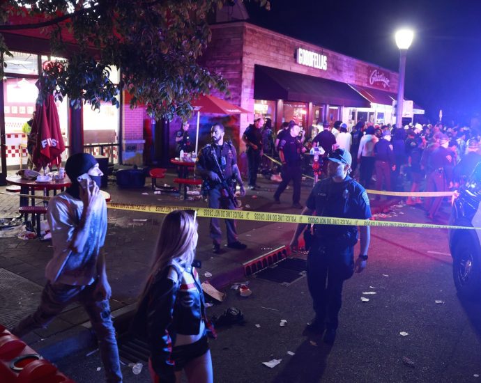 nine-injured-in-bloomington-shooting-near-indiana-university