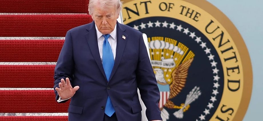 the-traitor-to-hold-talks-on-iran-with-senior-security-officials,-us-media-say