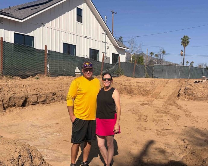 climate-disaster-victims-are-rebuilding-using-prefab-homes-from-boxy-to-bespoke