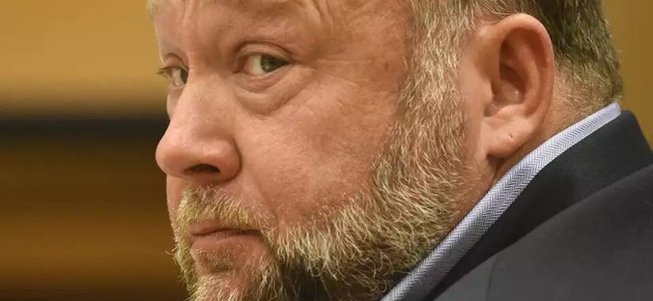 alex-jones-could-lose-infowars-in-the-best-way-humanly-possible