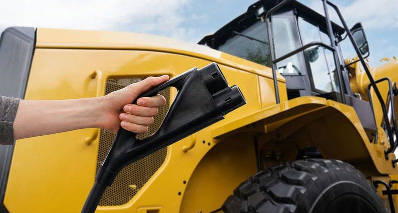 catl-to-supply-chinese-steelmaker-with-batteries-and-charging-stations-for-electric-mining-trucks-and-machinery