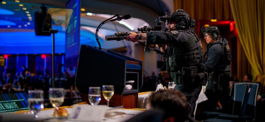 ‘lax’-security-at-correspondents’-dinner-puts-secret-service,-and-susie-wiles,-under-scrutiny