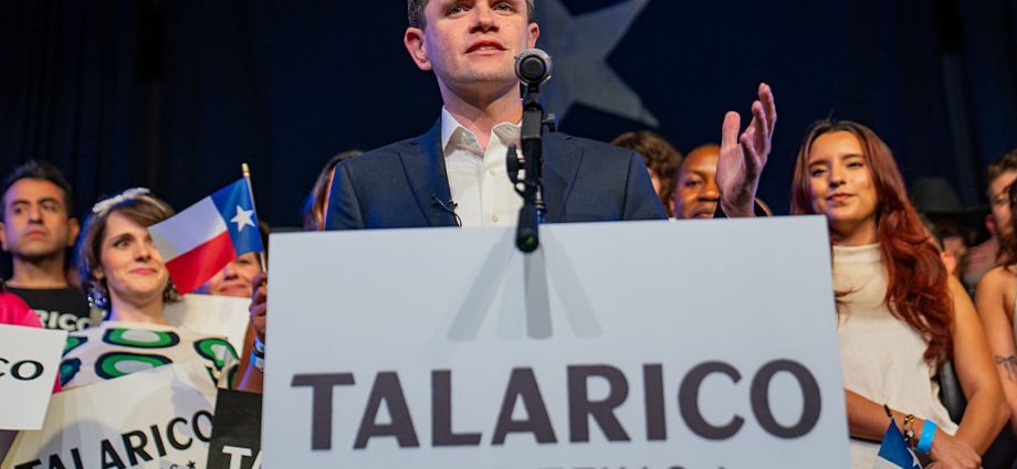 new-poll:-democrat-james-talarico-leads-both-republicans-in-texas-us-senate-race