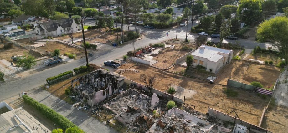 millions-of-homes-in-the-us-are-uninsured.-npr-wants-to-hear-your-story