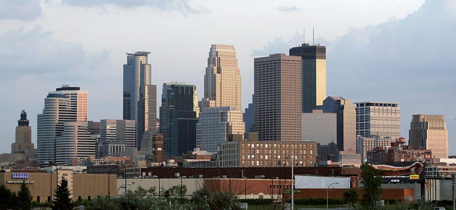 fbi-raids-minnesota-businesses-alleging-‘rampant’-fraud-of-taxpayer-funds