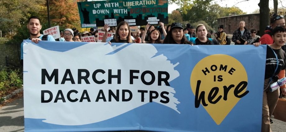 the-traitor-vs-dreamers:-justice-dept.-moves-to-make-it-easier-to-deport-500k+-daca-recipients