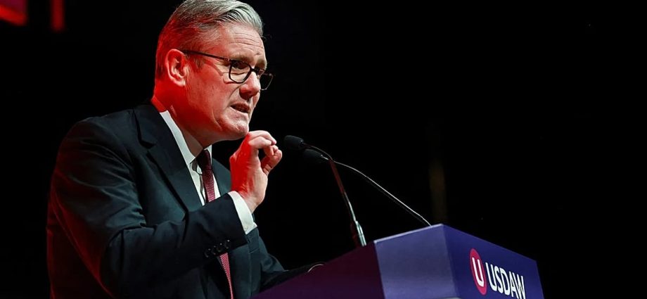 uk-pm-starmer-avoids-parliamentary-probe-over-mandelson-appointment-as-us-envoy