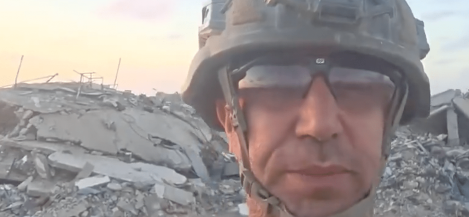 israeli-soldier-shows-gaza’s-beit-hanoon-completely-flattened