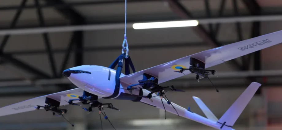 “drone-deals”:-ukraine-to-export-surplus-weapons-as-zelenskyy-unveils-new-defense-trade-framework
