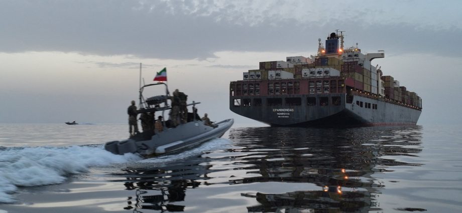 as-us-iran-talks-remain-‘stalled’,-experts-warn-of-‘long-term-disruptions’