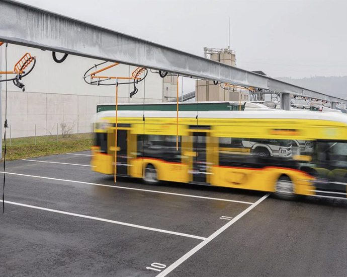 swiss-post-deploys-kempower-charging-stations-for-electric-buses-and-trucks