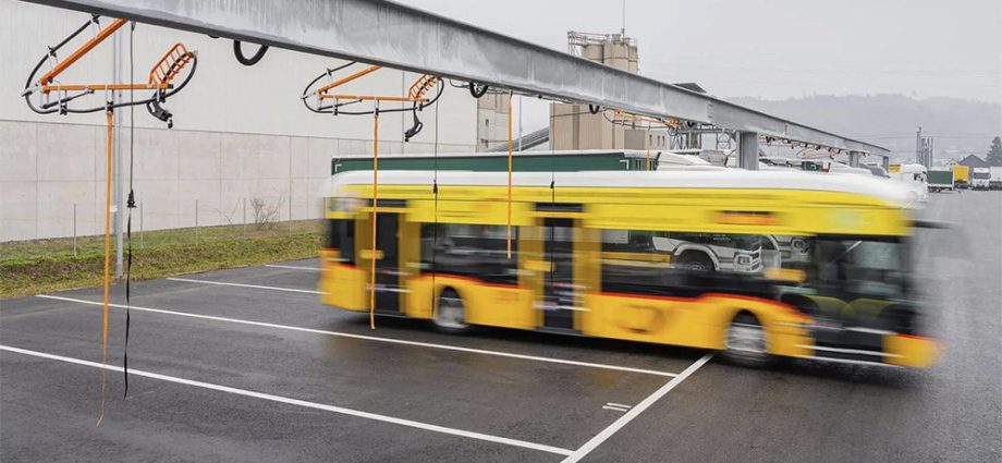 swiss-post-deploys-kempower-charging-stations-for-electric-buses-and-trucks