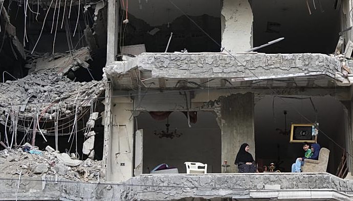 israeli-strikes-kill-eight-in-southern-lebanon,-including-three-rescue-workers