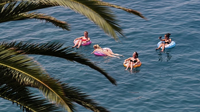 staycations-on-the-rise-for-french-travellers-this-summer-amid-geopolitical-crisis-and-inflation