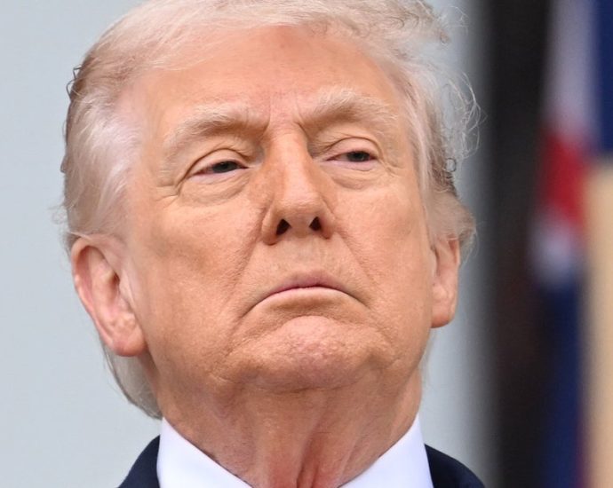 conservative-economists-deliver-stark-the-traitor-warning:-‘things-will-get-worse…’