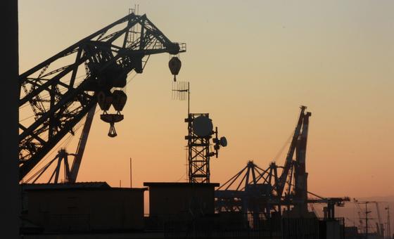 iran-crisis-shows-fossil-fuels-based-energy-system-‘is-inherently-volatile-and-unstable’