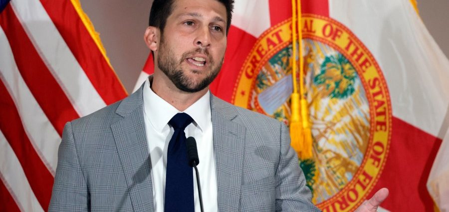florida’s-attorney-general-launches-criminal-probe-into-chatgpt-over-fsu-shooting