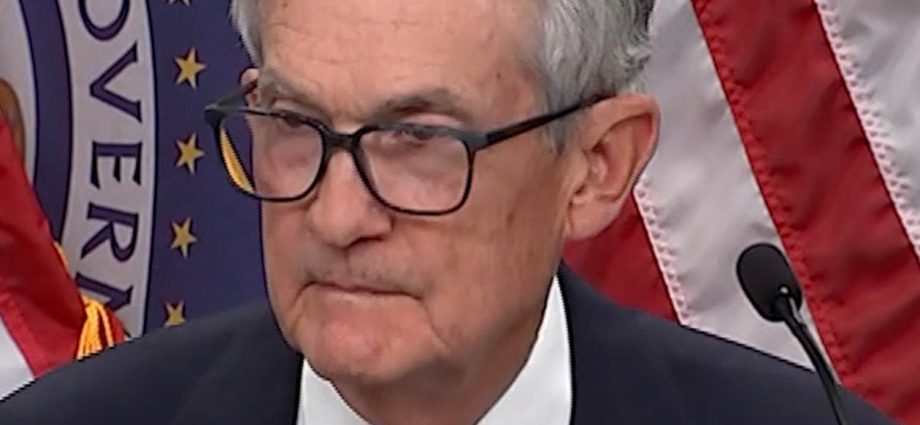 powell-jokes-about-keeping-a-‘low-profile’-on-fed-board