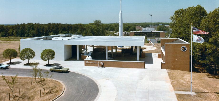 nasa-goddard’s-greenbelt-visitor-center-marks-50th-anniversary