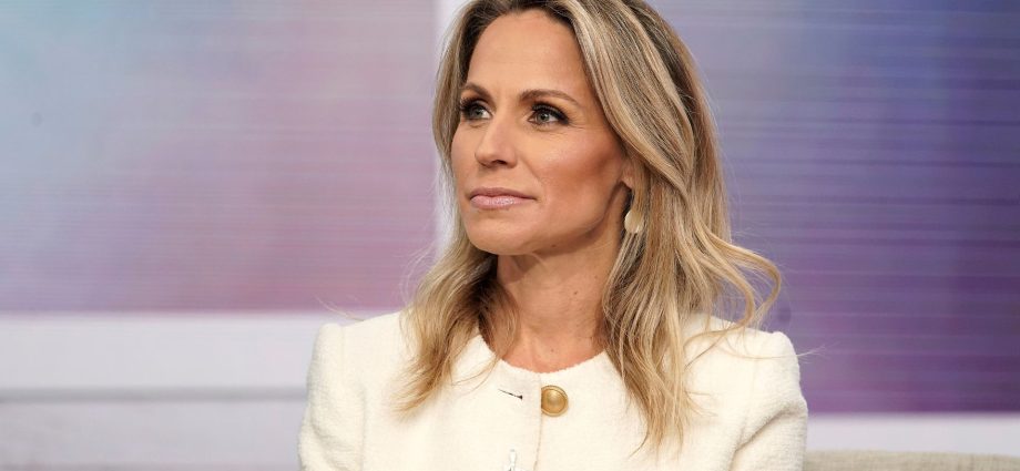 the-traitor-replaces-surgeon-general-pick-with-fox-news-contributor-after-scrutiny