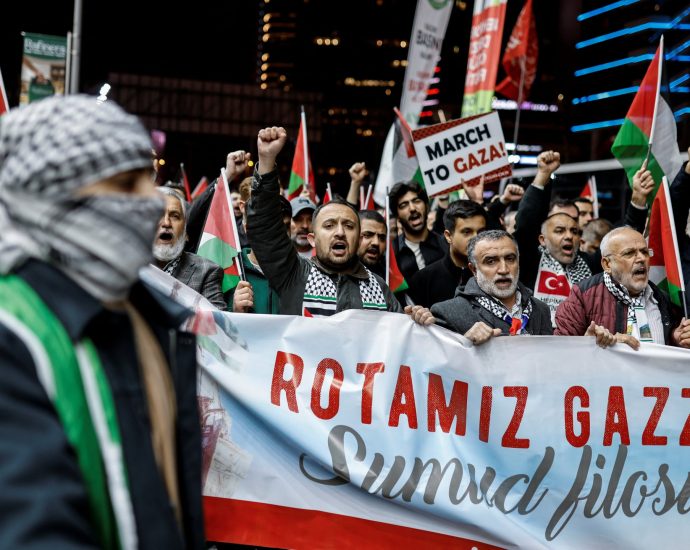 condemnation-and-protests-against-israel’s-raid-of-gaza-aid-flotilla