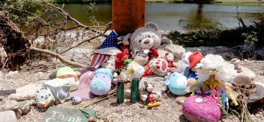 camp-mystic-in-texas-withdraws-license-amid-investigation-into-flooding-deaths