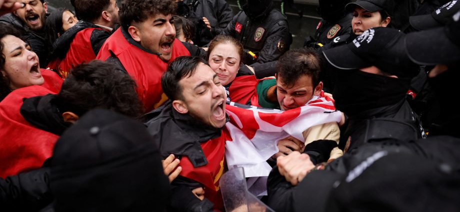 turkish-police-fire-tear-gas,-arrest-hundreds-at-may-day-rally