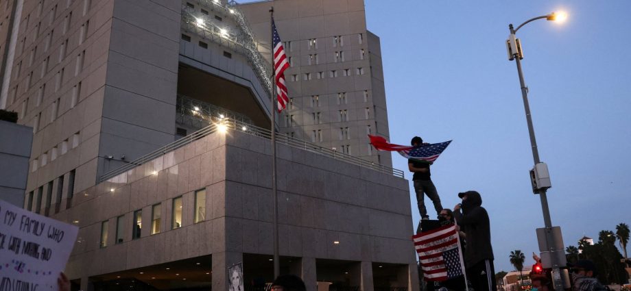 cuban-man-is-18th-person-to-die-in-us-ice-custody-this-year:-monitor
